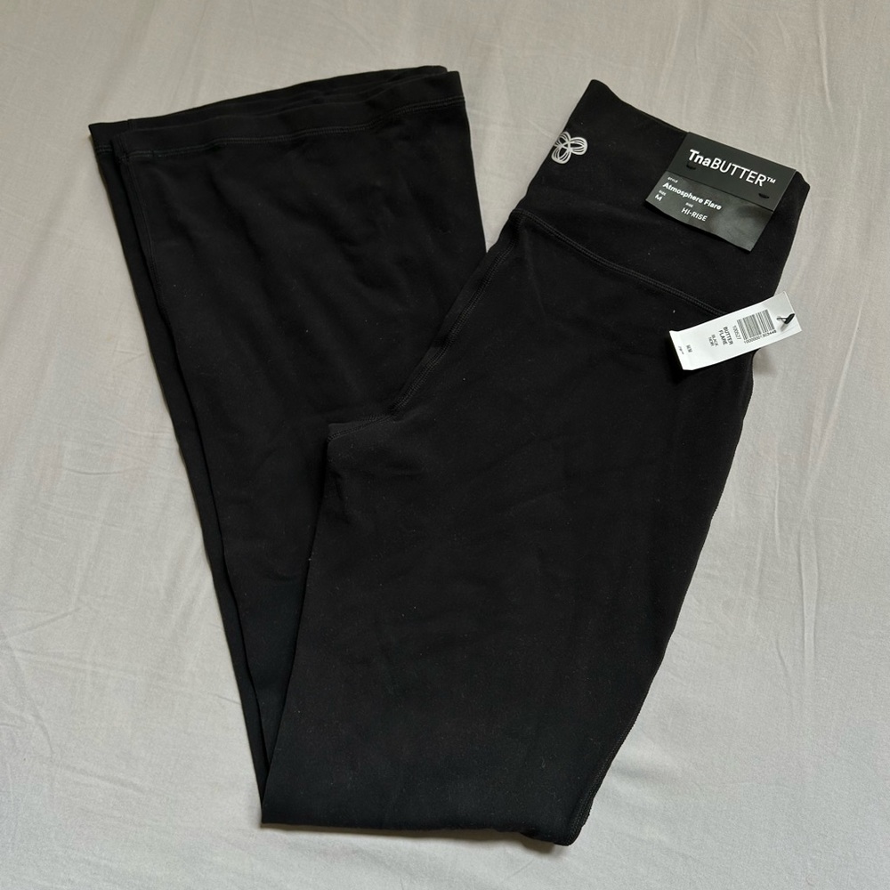 Brand new Tna Atmosphere flare leggings